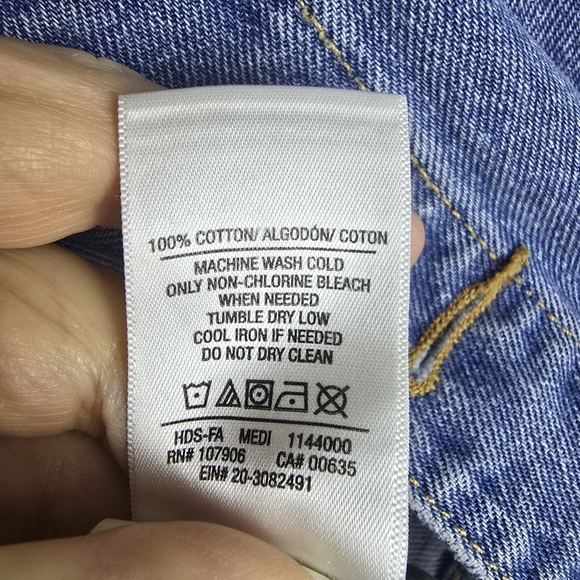 NWOT Hudson Women’s Classic Medium Wash Denim Jean Jacket Size L/XL - Picture 15 of 15